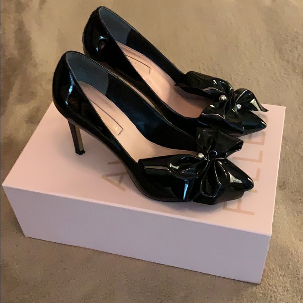 Avec Les Filles Charlotte Black Patent Leather Stiletto Pump